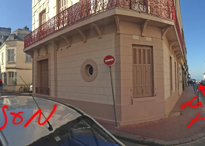 Charmante Maison De Pecheur A Sur * トルヴィル＝シュル＝メール